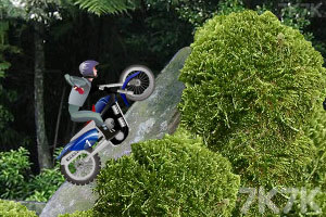 《超级摩托车X》游戏画面5