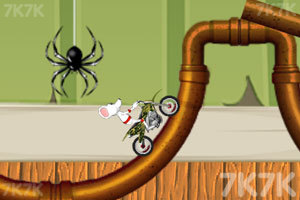 《小老鼠开摩托》游戏画面3