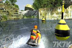 《3D极限摩托艇》游戏画面9