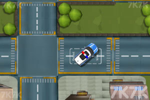 《警车马路停靠》游戏画面2