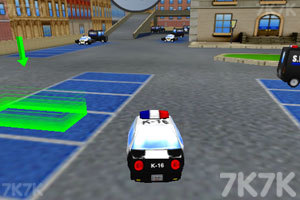 《警察局停车大赛》游戏画面3