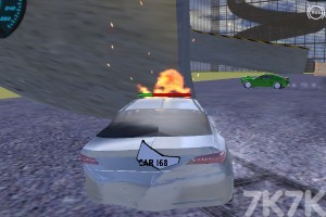《爆破汽车》游戏画面1